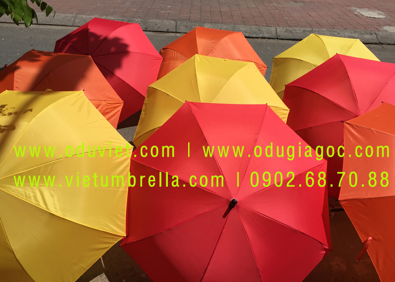 xưởng sản xuất ô dù cầm tay in logo quảng cáo
